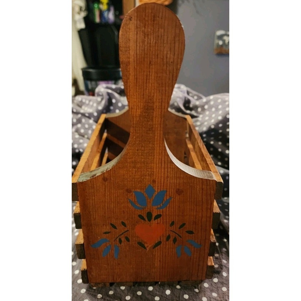 Vtg Wood Slats Heart Country Pennsylvania Dutch Basket Caddy 1980's Cottage Core